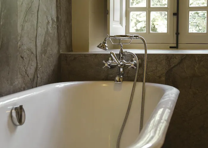 Manoir Du Moulinet Bed and breakfast